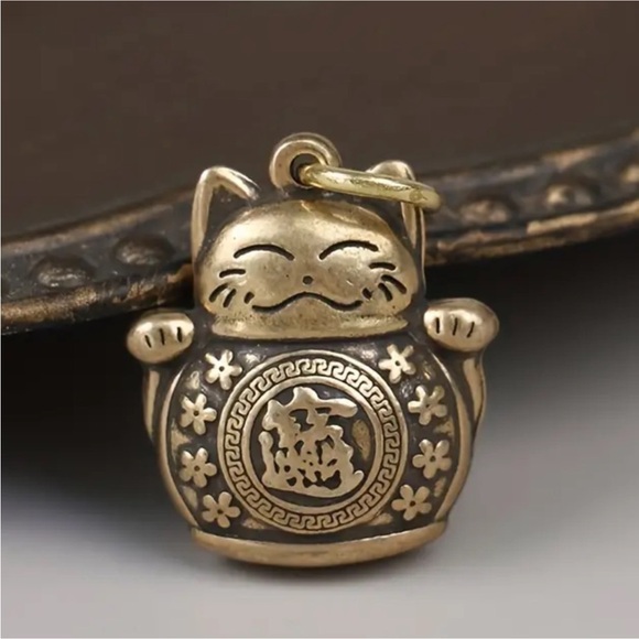 Brass Good Luck Cat - Picture 7 of 8